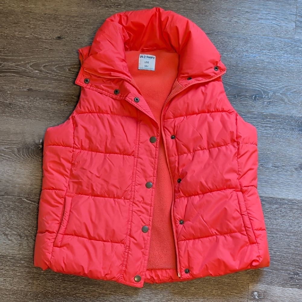 Women's Old Navy Coral Puffer Vest